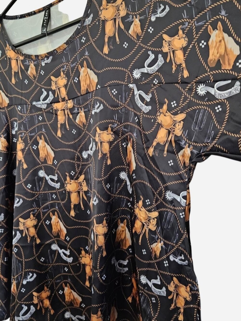 Two Fly Black & tan western print cowboy Cowgirl Short Sleeve Blouse Womens S/M - Picture 4 of 8